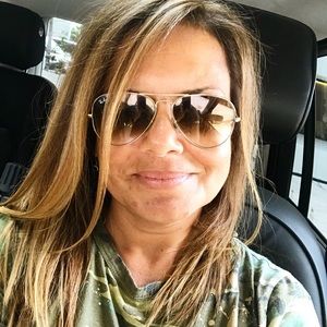 Meet your Posher, Rachel